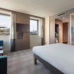 Novotel Paris Stade Basilique ホテル