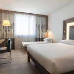 ホテル Novotel Paris Stade Basilique 4*