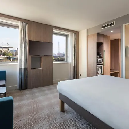 Hotel Novotel Paris Denis Stade Basilique