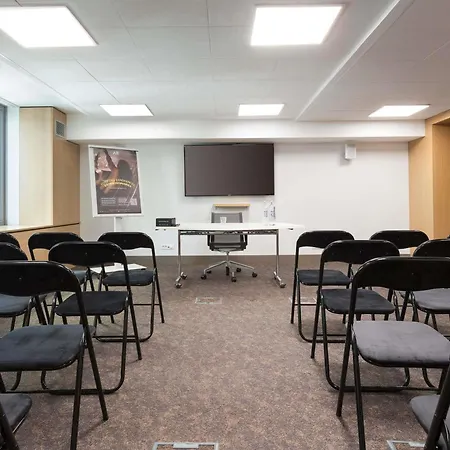 Novotel Paris Denis Stade Basilique Hotel 4*