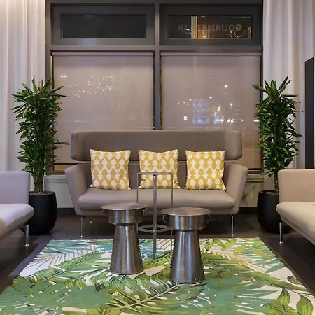 Novotel Paris Stade Basilique 생드니