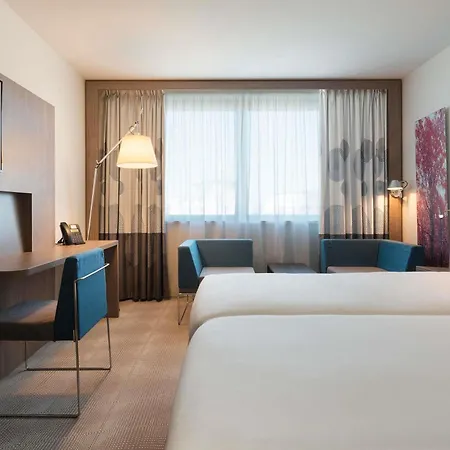 Novotel Paris Denis Stade Basilique Hotel 4*