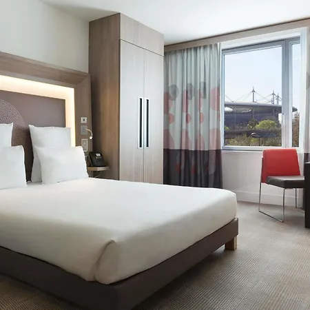 Novotel Paris Denis Stade Basilique Hotel 4*