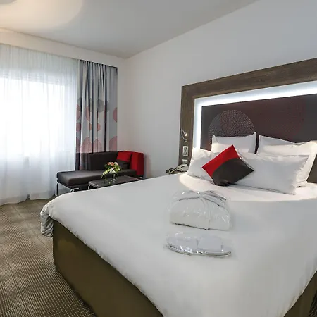 Novotel Paris Stade Basilique 호텔 4*