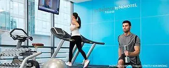 ホテル Novotel Paris Stade Basilique サン＝ドニ