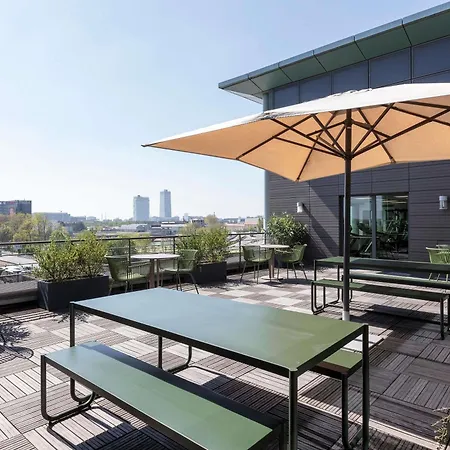 Novotel Paris Stade Basilique 4*