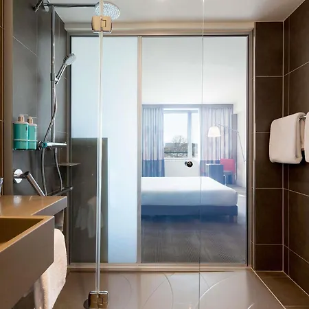 Novotel Paris Stade De France Basilique Hotel