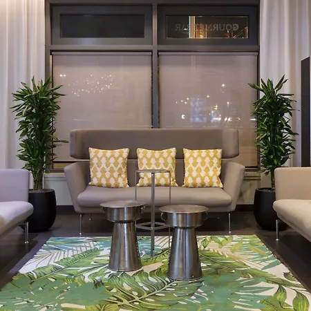 Hotel Novotel Paris Stade De France Basilique 4*