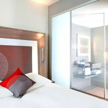 Отель Novotel Paris Stade Basilique