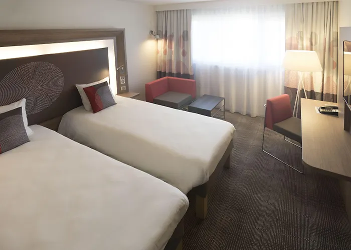 Novotel Paris Stade De France Basilique Szálloda Saint-Denis