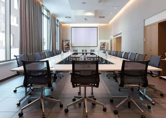 Novotel Paris Stade De France Basilique 4*